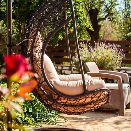 Mani's Garden Paradise - Elia Secluded Retreat Stoúpa