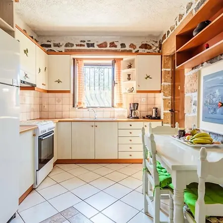 Mani's Garden Paradise - Elia Secluded Retreat 度假居 斯陶帕