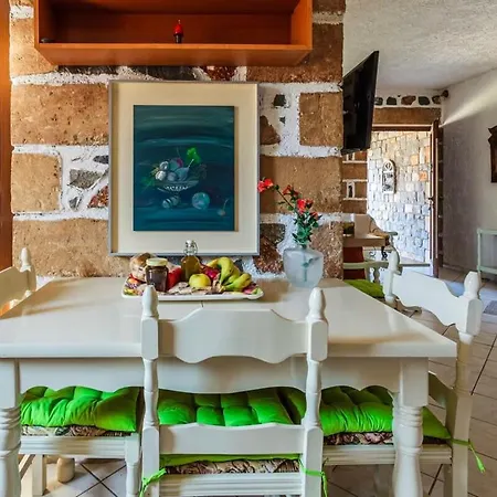 度假居 Mani's Garden Paradise - Elia Secluded Retreat *