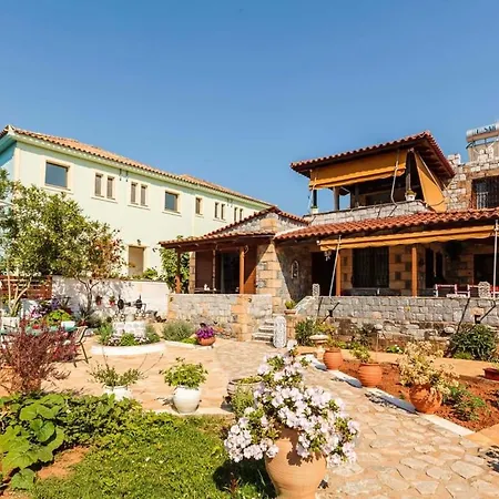 Mani's Garden Paradise - Elia Secluded Retreat 度假居 斯陶帕