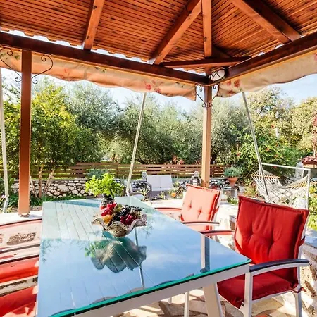 Mani's Garden Paradise - Elia Secluded Retreat Stoupa