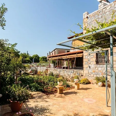 بيت للعطل Mani's Garden Paradise - Elia Secluded Retreat Stoúpa