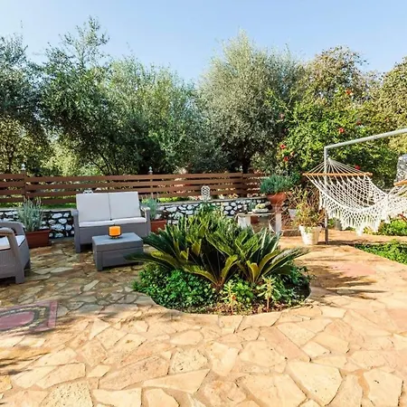 度假居 Mani's Garden Paradise - Elia Secluded Retreat 斯陶帕