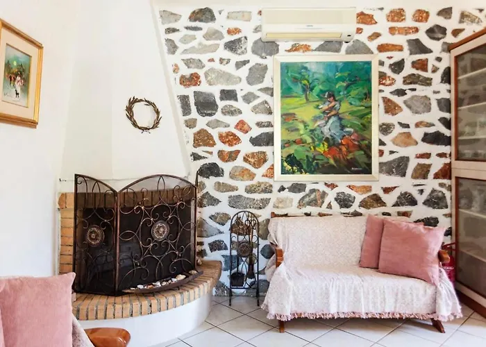 Mani's Garden Paradise - Elia Secluded Retreat 펜션 *