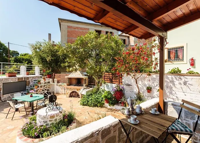 펜션 Mani's Garden Paradise - Elia Secluded Retreat *